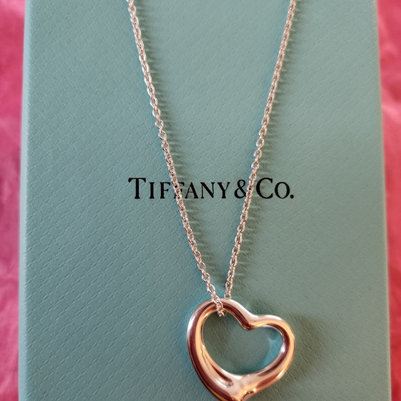 TIFFANY & CO Open Heart Paloma Picasso Sterling Silver pendant and necklace - Picture 3 of 11